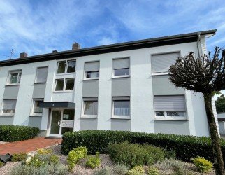 Hauptbild Dachgeschosswohnung mit einer Garage und Loggia nähe IKEA in Bielefeld - Brackwede