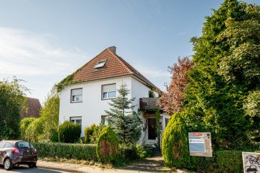 Hauptbild Sanierungsobjekt! 1-2 Familienhaus in Bielefeld Ummeln